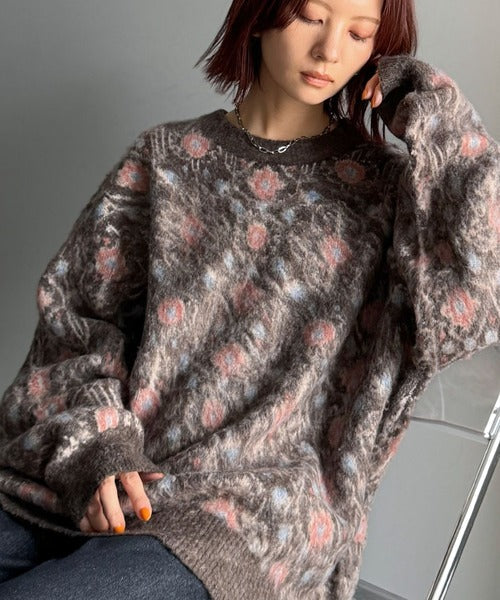 【classical origin】「ヴィンテージな存在感。」アンティークラグモチーフ柄ニットトップス（長袖）/Antique rug motif patterned knit ao1260469