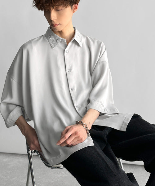 「雰囲気アガる。」衿刺繍ドレープドルマンシャツ／Embroidered Collar Draped Dolman Shirt co1010004