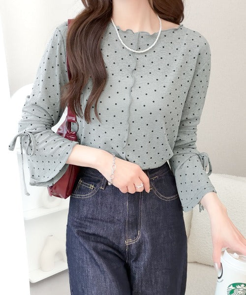【mily bilet】ほんのり透け感で大人ガーリーに着回し♪メロウ×袖リボンフレアスリーブ スラブシアージャガードプルオーバー(長袖) mi1019166