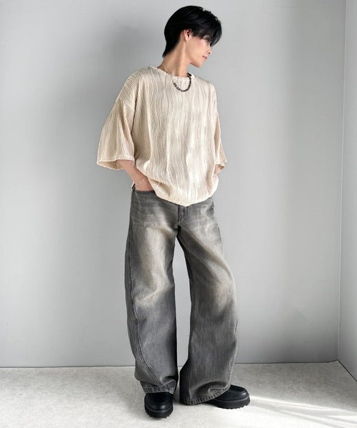 涼しくキマる、大人のリラックス。オーバーサイズウェーブ柄ジャガード半袖Ｔシャツ（メンズ） cm1010429