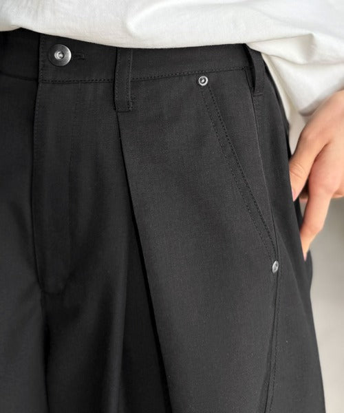 旬なワイドシルエットが目を惹く１着♪タックバレルレッグパンツ ce1265082