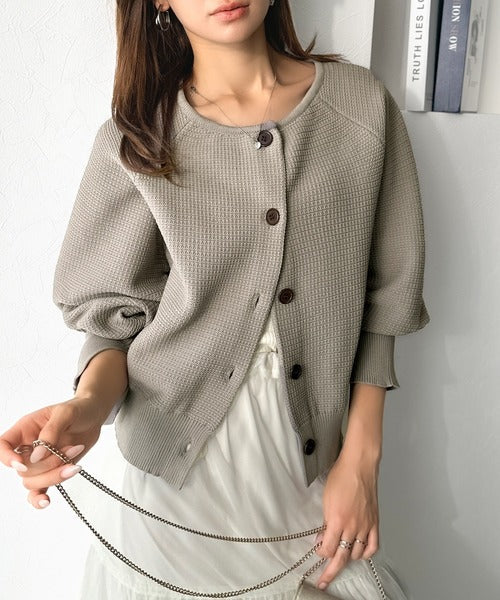 抜け感と着回し力。前後2wayゆったりシルエットラグランニットカーディガン（長袖） ce1260443