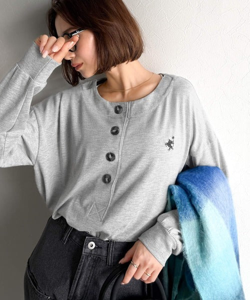 着回し力抜群♪リラックスシルエットで程よい抜け感◎胸刺繍ヘンリーネックトップス ce1020324