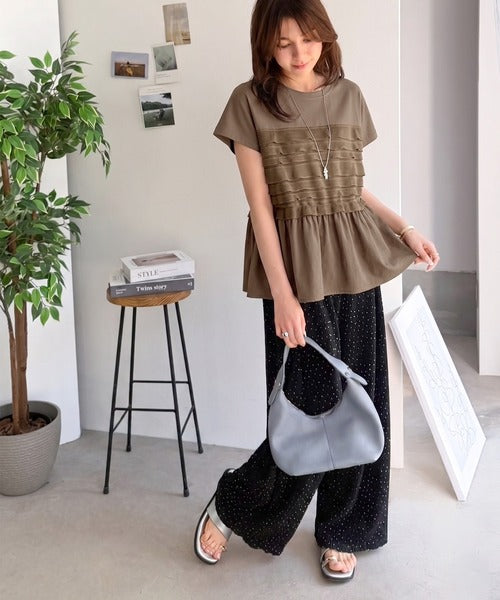 甘さを仕込む、大人の余裕。綿100％シルケット加工×シアーフリル切替オーバーサイズペプラムTシャツ（半袖） ce1410008