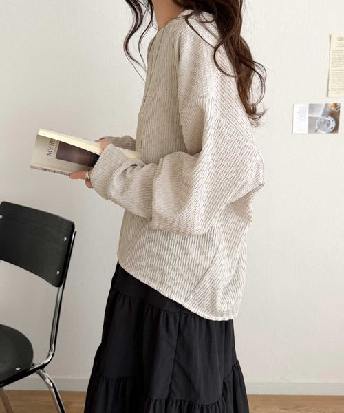 1枚でこなれた着こなしが叶う。フクレジャガードコクーンシルエットプルオーバー（長袖） ce0780087