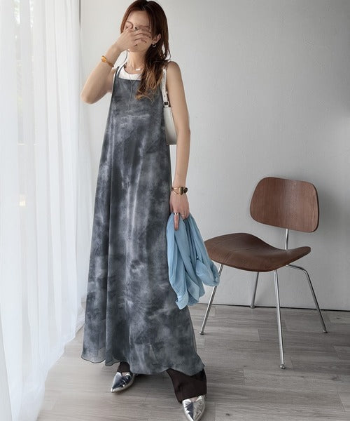 そよ風シフォン♪ふわり柔らかシルエットで“涼”を着回す。前後2wayチュールレイヤードロングキャミワンピース（ブラック＆マーブル柄） ce1240090