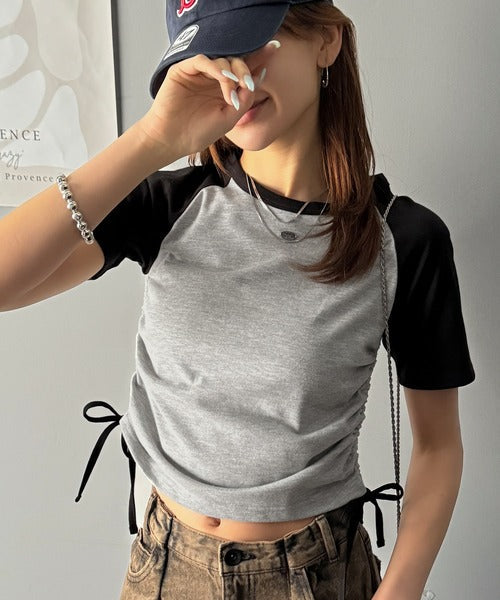 【mily bilet】サイドの絞りが可愛いさプラス。プレート使いラグランTシャツ（半袖） mi1329027