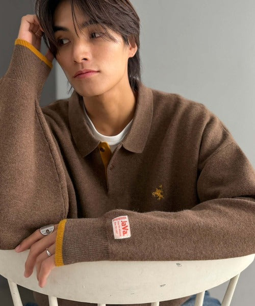 《JaVaジャバコラボ》ラフなのに、きちんと映える。配色スウェットライク胸刺繍入りポロ襟ニット（オーバーサイズ） jo1250005