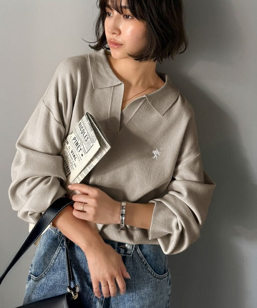 《JaVaジャバコラボ》大人の抜け感をプラス◎胸刺繍ハーフミラノスキッパーニット jv1260490
