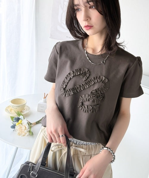 フリル刺繍でエレガントに。シルケットフリル刺繍パフスリーブプルオーバー（半袖） ce1050297