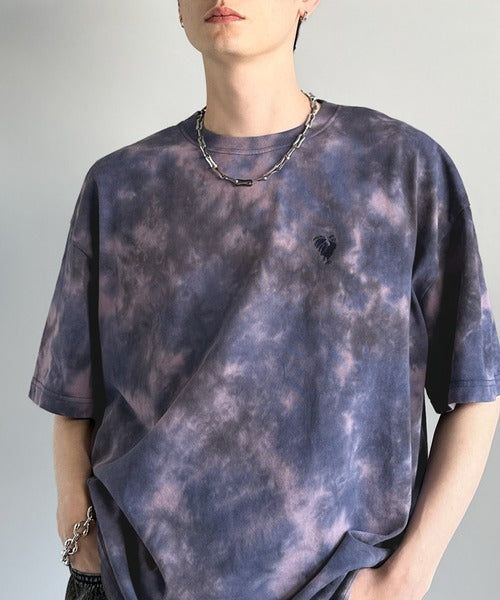 「視線を独り占め。」タイダイ染め刺繍入りオーバーサイズTシャツ／Tie-Dye Embroidered Oversize T-Shirt co1150031