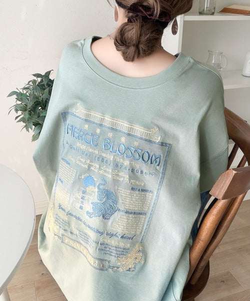 《JaVaジャバコラボ》着るだけで主役級。前後2way刺繍グラフィックオーバーサイズTシャツ jv1260547