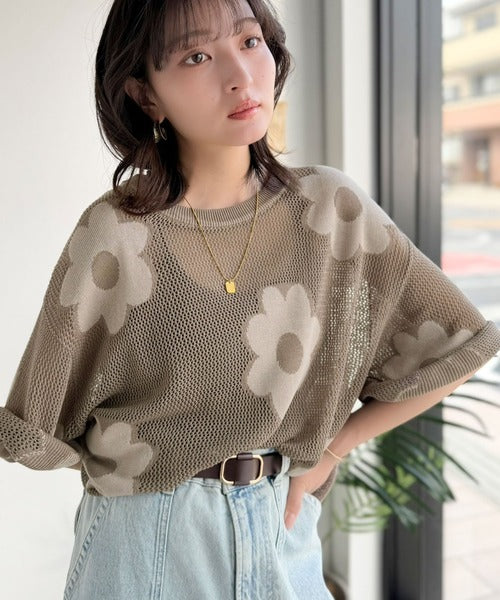 配色花柄で華やかに決まる♪フラワーモチーフジャガードメッシュサマーニット ce1350015