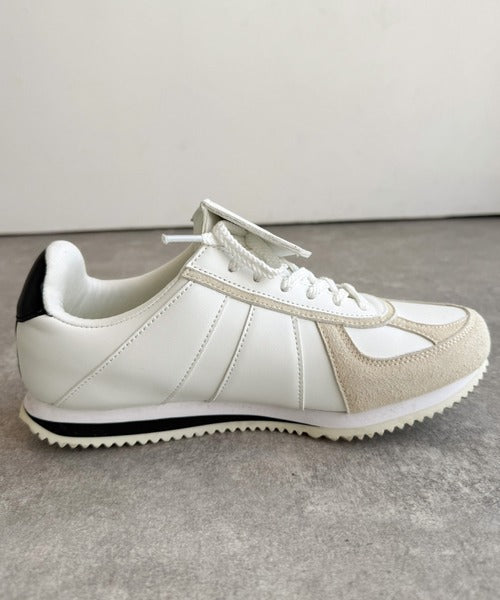 《JaVaジャバ 別注》一点投入でお洒落偏差値UP！RETRO OVER オーバータンスニーカー jv1129023