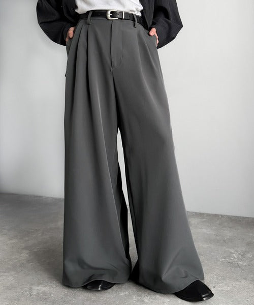 「美しさはタックから。」3タックY2Kスーパーワードスラックス／Three-Tuck Y2K Super Wide Trousers co1150005