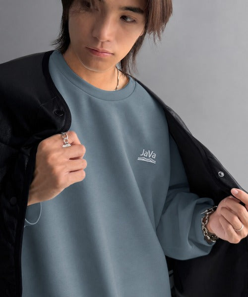 《JaVaジャバコラボ》大人の”質”にこだわった、カジュアルここにあり。胸刺繍ダンボール素材ドルマンスリーブクルーネックTシャツ（長袖） jo1010067