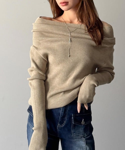 【mily bilet】立体的なシルエットが叶えるデコルテ魅せ♪指穴ドレープ使いファンオフショル２WAYリブニット mi1029137