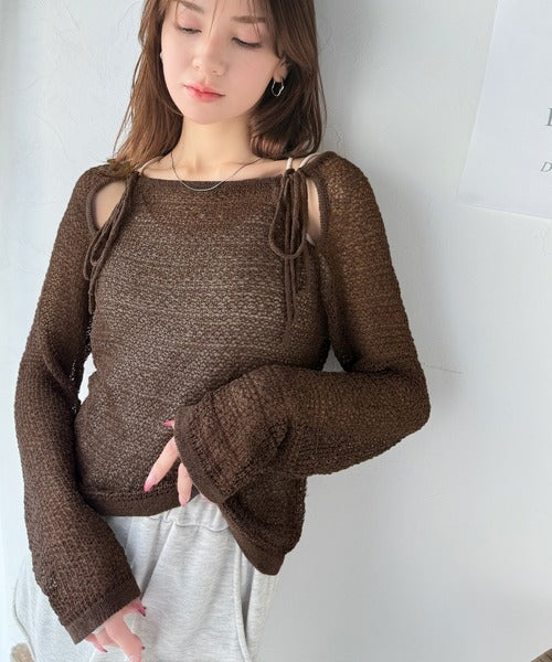 【mily bilet】大人かわいい肌見せを叶える。プレートデザイン前後2WAYメッシュ編み肩リボンニットプルオーバー（長袖） mi1259014