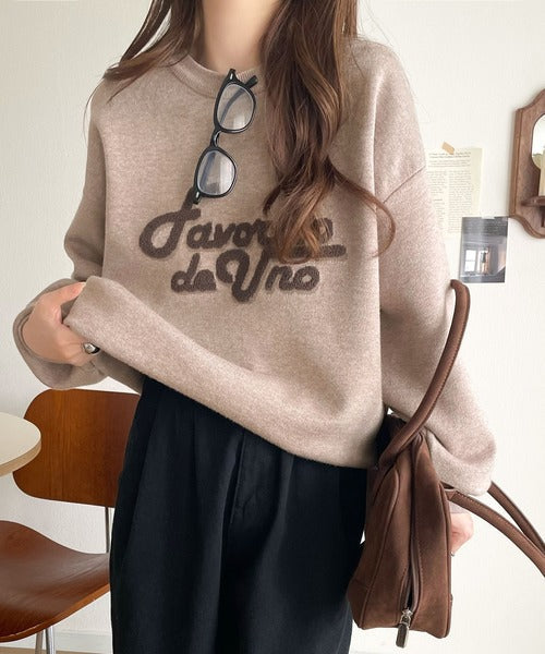 《JaVaジャバコラボ》後ろタックで作る旬シルエット♪サガラ刺繍風ロゴコクーンニット jv1050313