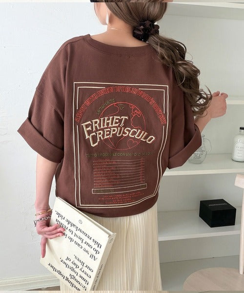 《JaVaジャバコラボ》背中で語る。綿100％バックグラフィック刺繍Tシャツ（半袖） jv1050357