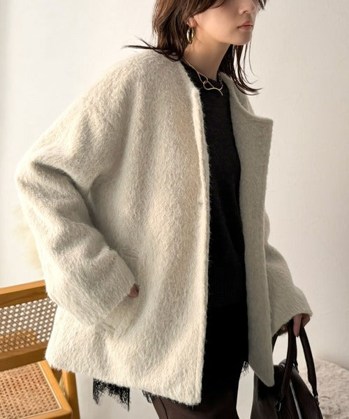 【Classical Evon】品格レディ。頑張らないのに、ちゃんと素敵。シャギー素材ノーカラーシングルコート（ミドル丈） ev1240133