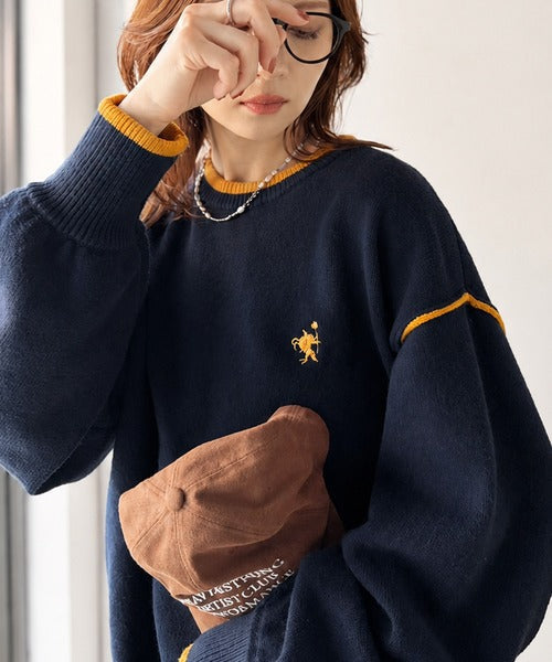 ゆるっと上品、やさしく映える。胸刺繍入り配色クルーネックオーバーサイズニット（長袖） ce1350019