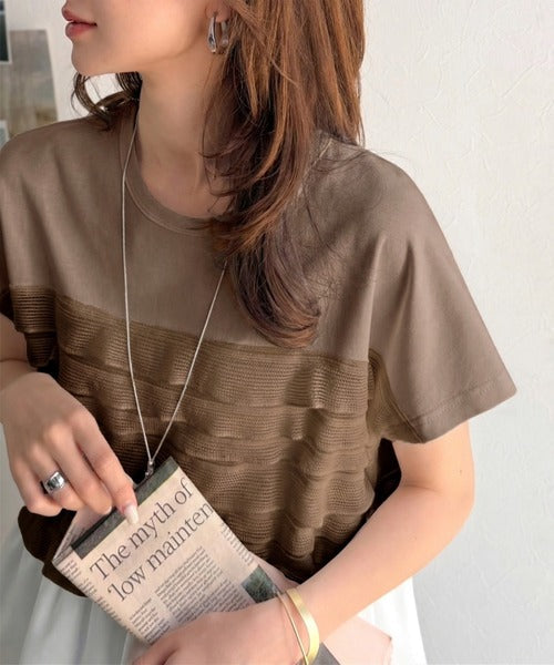 甘さを仕込む、大人の余裕。綿100％シルケット加工×シアーフリル切替オーバーサイズペプラムTシャツ（半袖） ce1410008