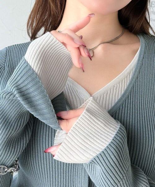 【mily bilet】洗練されたレイヤードスタイル。チョーカー紐付きレイヤード風Vネックカーディガン(長袖） mi1029108