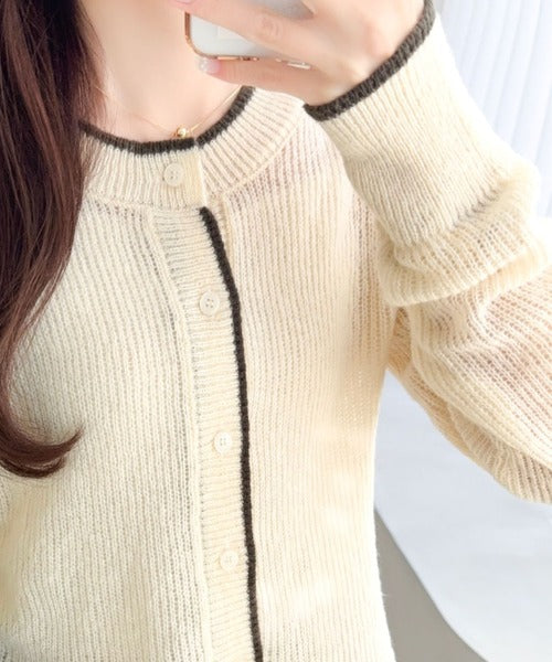 【mily bilet】これ一枚で完成、旬レイヤードスタイル。裾フリルバイカラーデザインシアーニットカーディガン（長袖） mi1029183