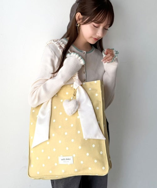 【mily bilet】こんなの待ってた！毎日のお供にも、推し活にも♪ドット柄サテンシュシュハンドルトート mi1079003