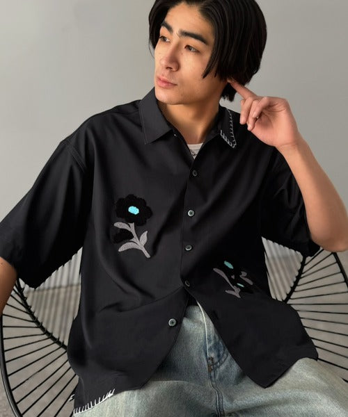【接触冷感機能付き】サガラ刺繍フラワーステッチシャツ／Cool-Touch Fabric Sagara Embroidered Flower Stitch Shirt (半袖) co1320019