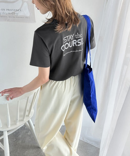 【sustaina+】シンプルなのに格上げ感抜群。オーガニックコットン100%前後2wayロゴ刺繍＆フロッキーTシャツ(半袖) ce1260399
