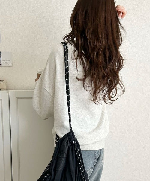 【mily bilet】ラフなシルエットに、遊び心をプラス。デニムフリンジワッペン使い裏毛スウェット(長袖)(ドットあり) mi1329132