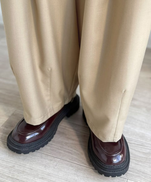 とろけるような落ち感で、品よく美しく整う♪ツイルコクーンカーブパンツ ce0940257