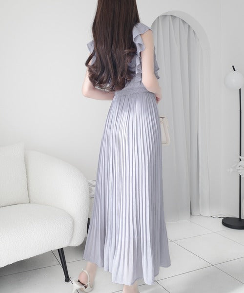 【mily bilet】ふんわり揺れる可愛さ。プリーツ加工シアーフリルワンピース mi1139064