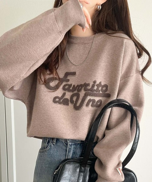 《JaVaジャバコラボ》後ろタックで作る旬シルエット♪サガラ刺繍風ロゴコクーンニット jv1050313
