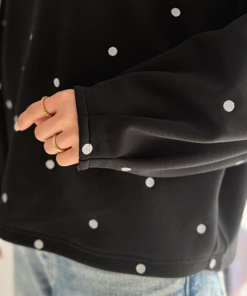 【Classical Evon】甘さ抑えて品よく映える。ドット刺繍袖ぽわんキーネックロンTEE（長袖） ev1260616