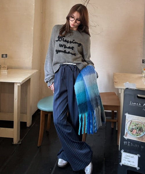 【mily bilet】デイリースタイルを華やかに彩る。コード刺繍ネップニットプルオーバー mi1359018