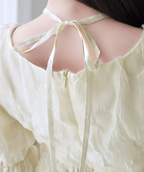 【mily bilet】立体感が大人可愛くて、一枚で華やぐ。ぽこぽこペプラムトップス mi1329131