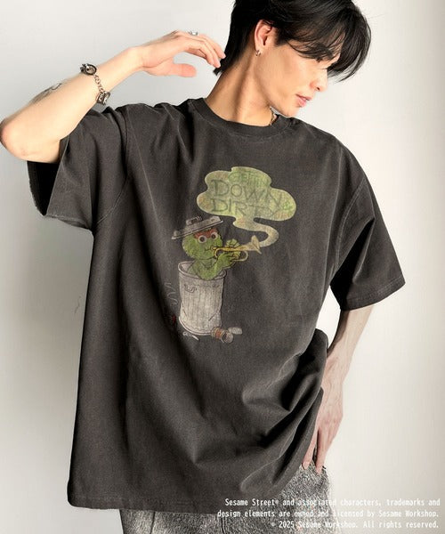 大人カジュアルにハマる。綿100％セサミキャラピグメント加工ビッグTシャツ cm1330004