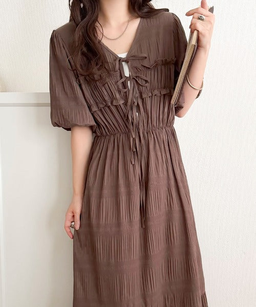 【mily bilet】1枚で華やぐ♪揺れ感シアーフリルリボンプリーツロングワンピース mi1019134
