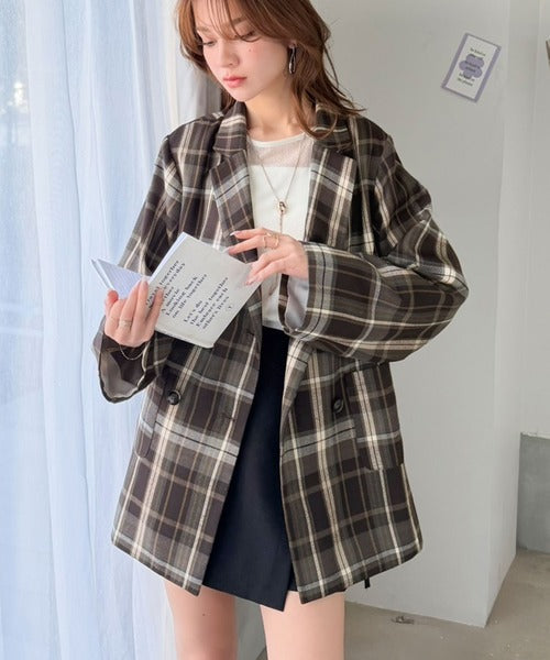 【mily bilet】折ってもかわいい♪春まで着れちゃう万能アイテム。裏地付きダブルボタンテーラードジャケット mi1329089