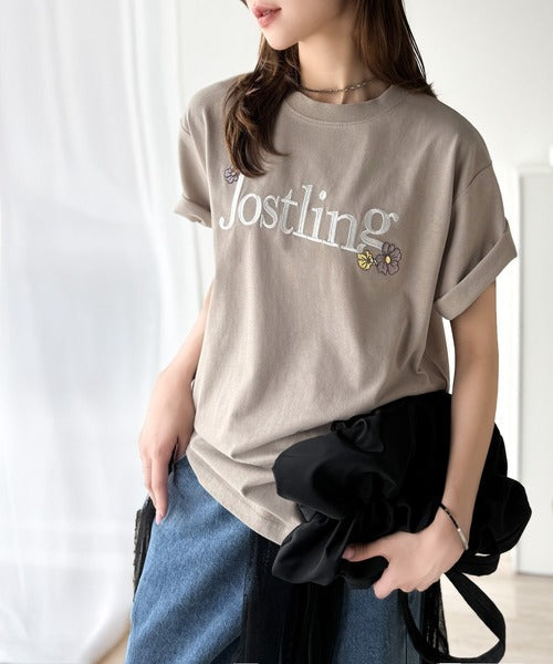 ナチュラルな中に、さりげない華。綿100％ロゴ×フラワー刺繍ビッグTシャツ（半袖） ce1260485