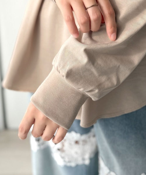 後ろ姿も、抜かりなく。胸刺繍 シルケット素材 ゆったりシルエット レイヤード バックヘンリー 長袖 ロンTEE ce1020307