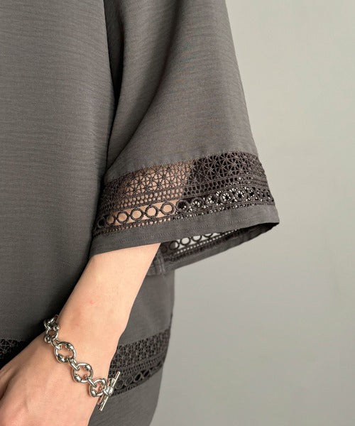レースが語る、大人の余裕。レース切り替えオープンカラーシャツ / Lace Panel Open Collar Shirt co1010011