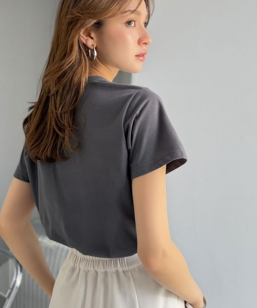 【mily bilet】1枚でサマになる。レースの透け感と光沢が魅力のレースワッペンTシャツ（半袖） mi1029185