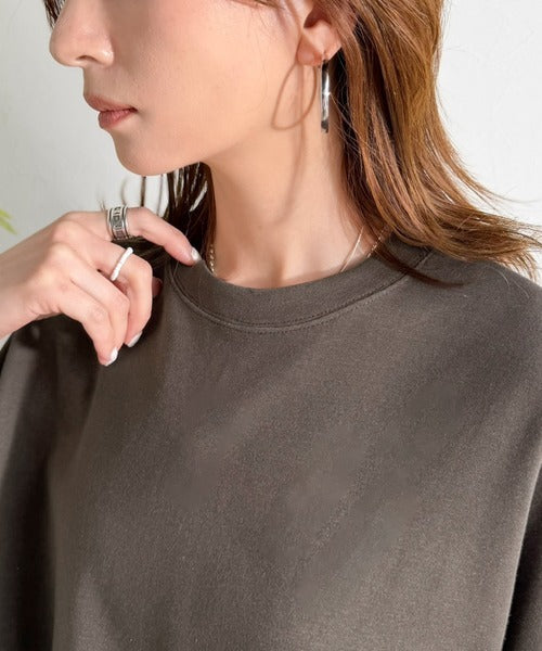 《JaVaジャバコラボ》ゆるシルエットに、ひとさじのアクセント。オーバーサイズ配色BIGTEE jv1110190