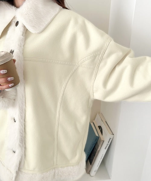 【mily bilet】甘さと気品で冬を楽しむ。ファー切り替えスウェードライクコート（ミドル丈） mi1019097