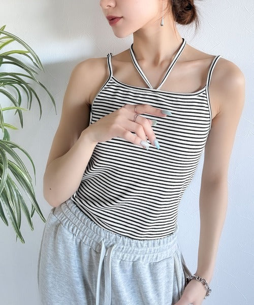 【mily bilet】オールシーズンの必需品！カップ付きホルターネック風ストラップキャミソール mi1019086
