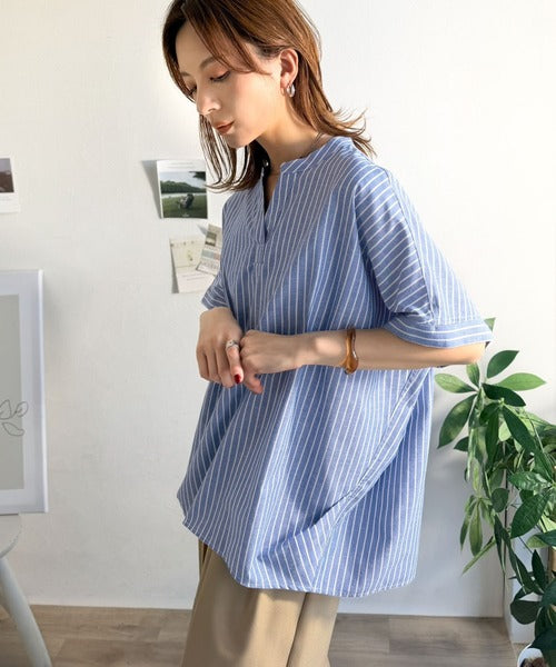 楽ちんな着心地×さらっとした肌触り。きれい見えも叶う一枚。リネン混バンドカラースキッパータックブラウス ce1265059